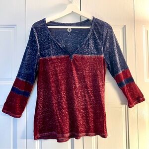 Red and Blue V-Neck 3/4 Sleeve Baseball Style Top - Medium